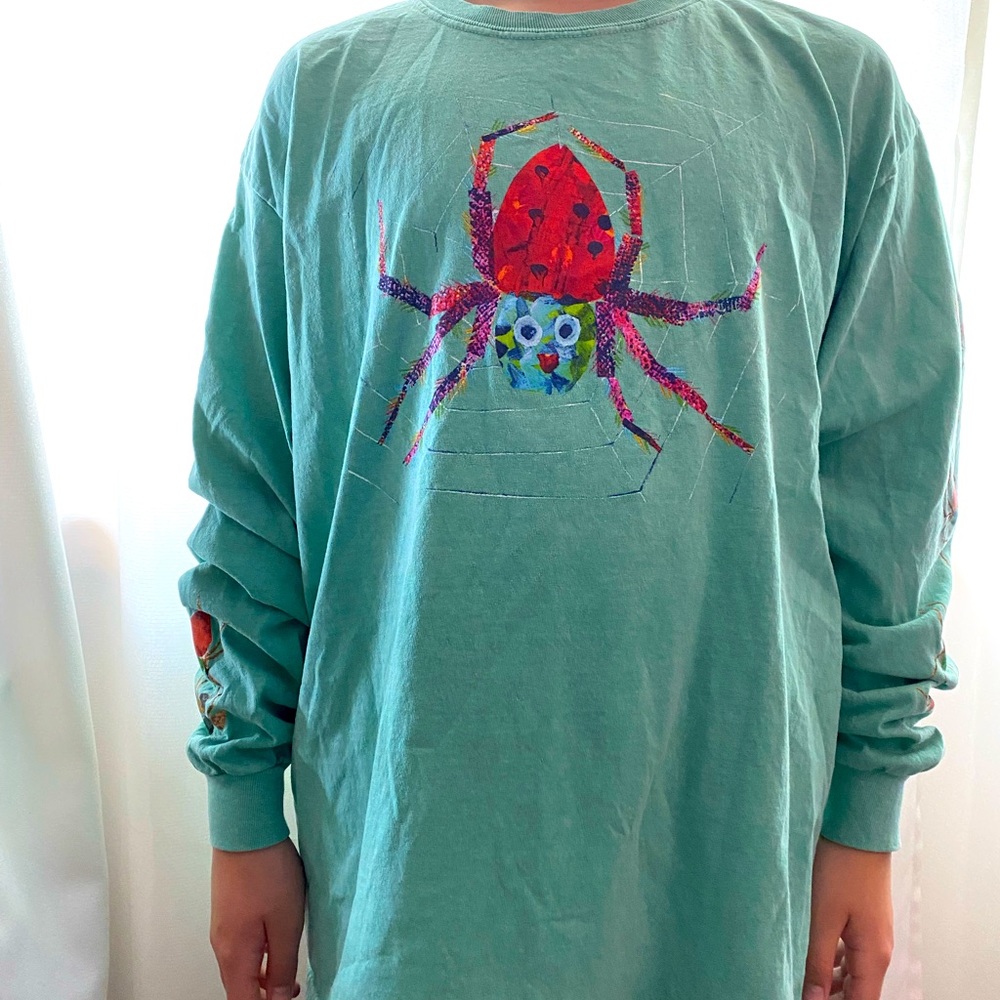 urban outfitters spider shirt